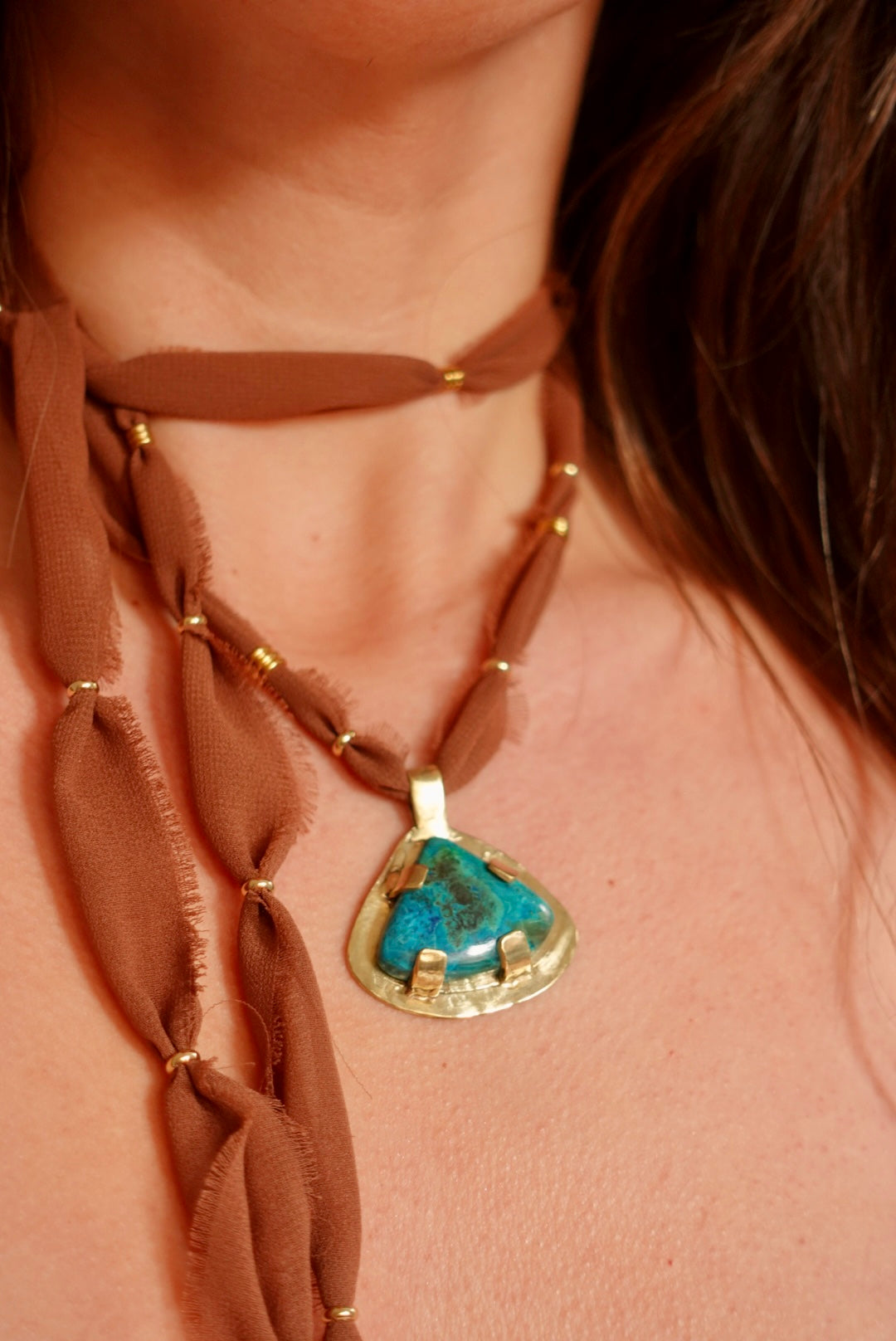 Collar Alchemia Shattuckita (cafe)