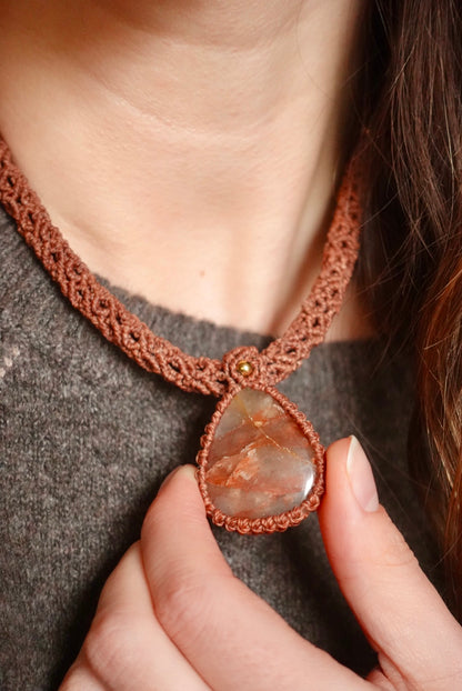 Collar Merida Cuarzo Rutilado Rojo