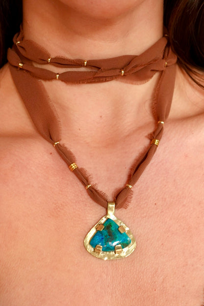Collar Alchemia Shattuckita (cafe)