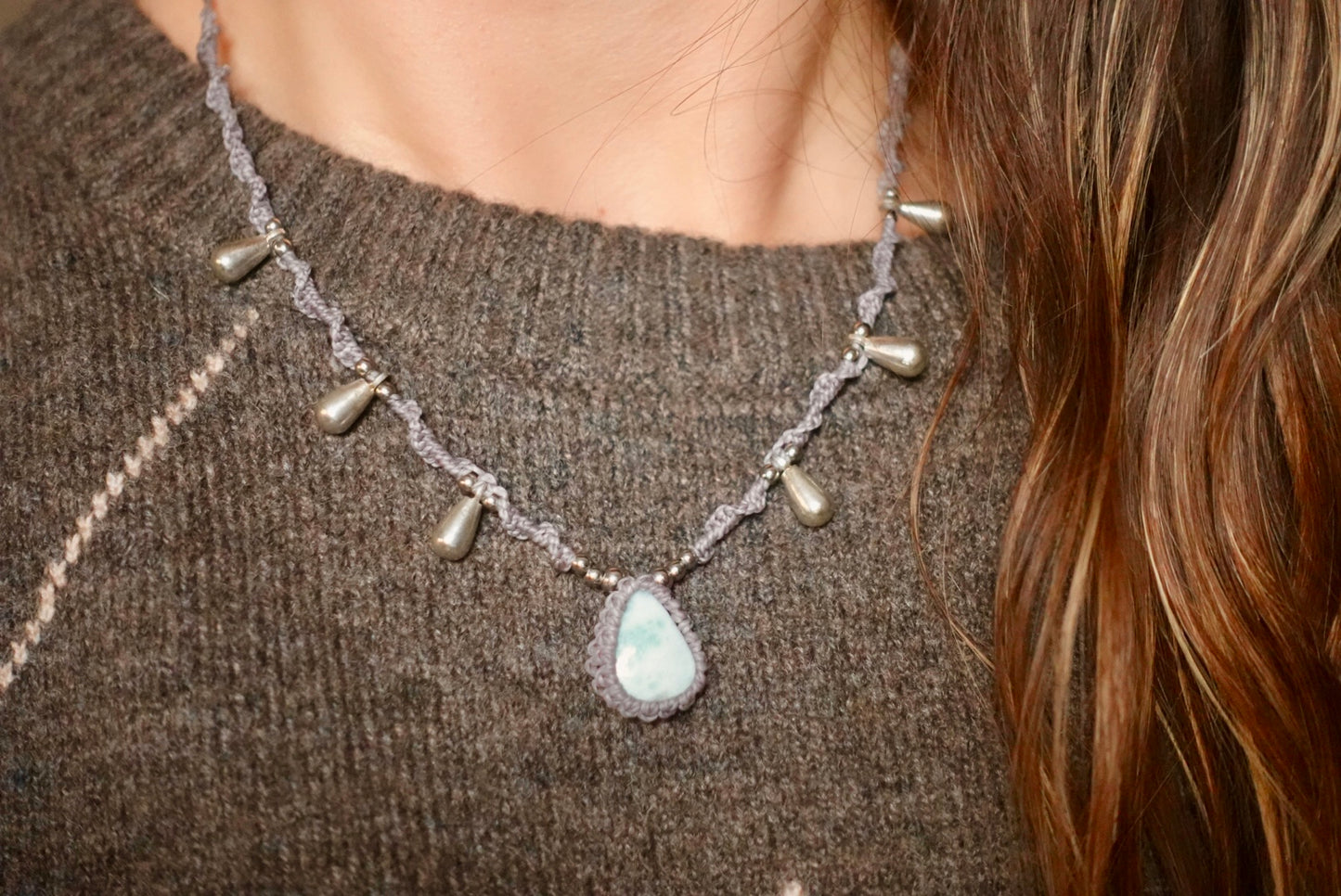 Collar Belice Larimar (gris)