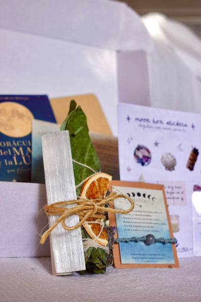 Mini Moon Box